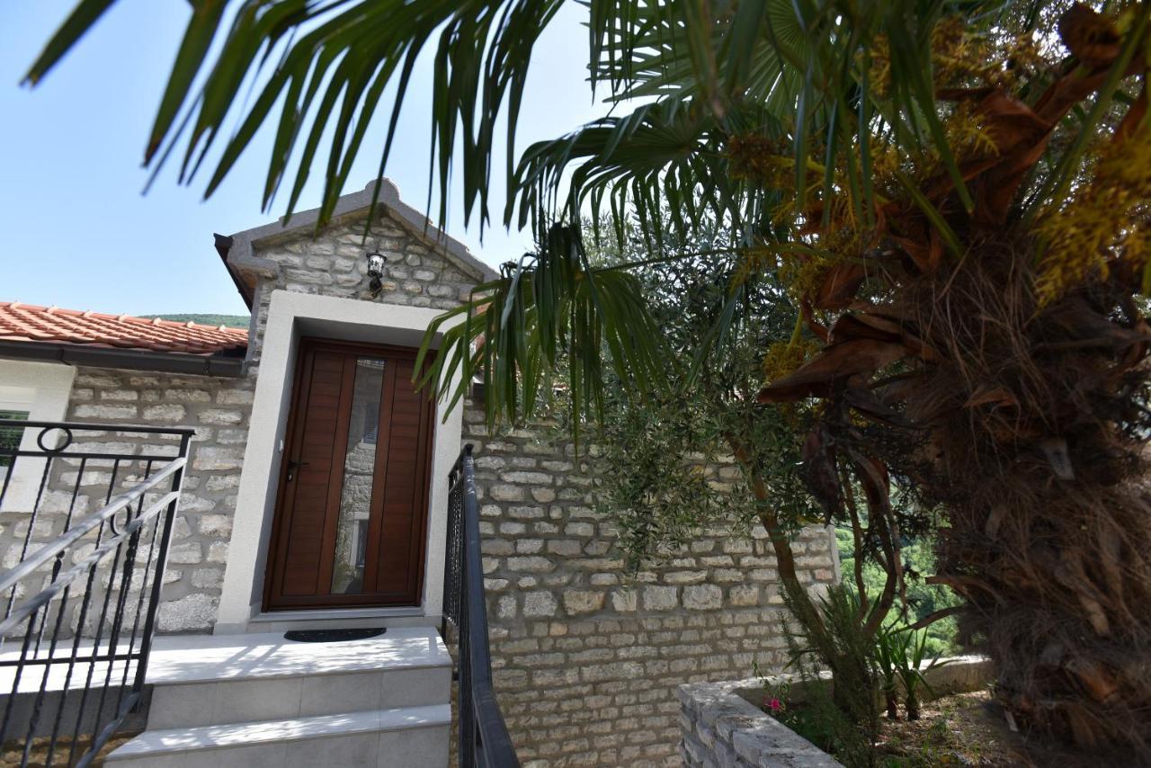 Stone House Morinj Apartment Kotor Ngoại thất bức ảnh