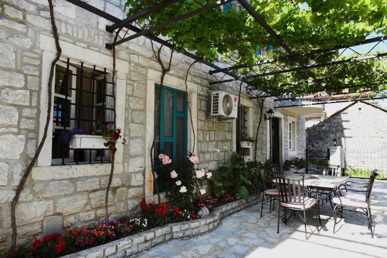 Stone House Morinj Apartment Kotor Ngoại thất bức ảnh